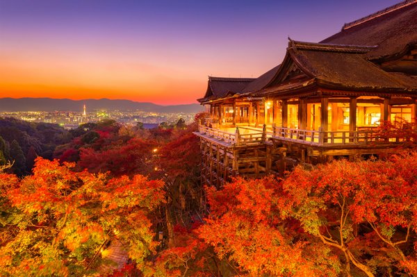 Quels sont les points les moins connus pour admirer le lever du soleil à Kyoto?